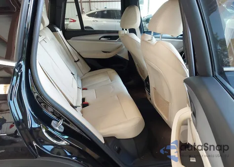 2021 BMW X3 xDrive30I z USA, uszkodzony, nr VIN 5UXTY5C04M9H69733